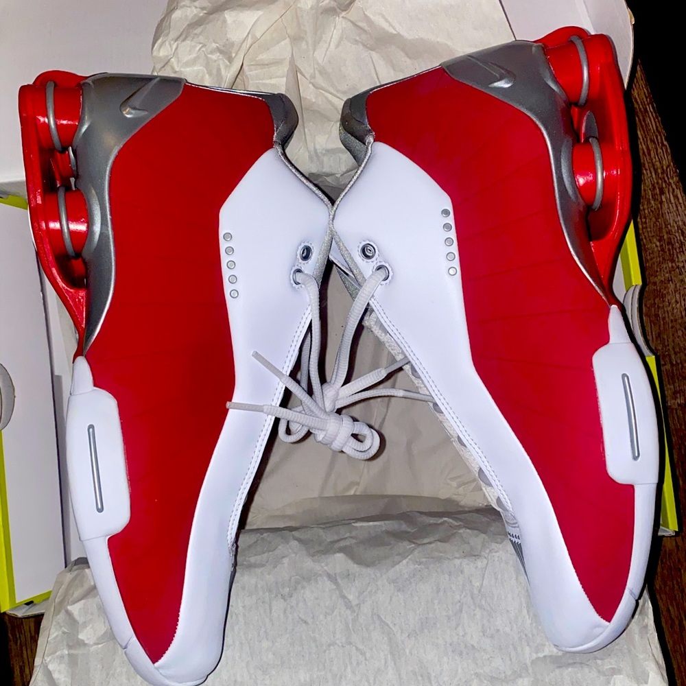 Nike air shox bb4 retro. Deadstock brand new